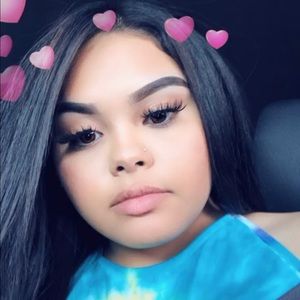 Meet your Posher, Astrid